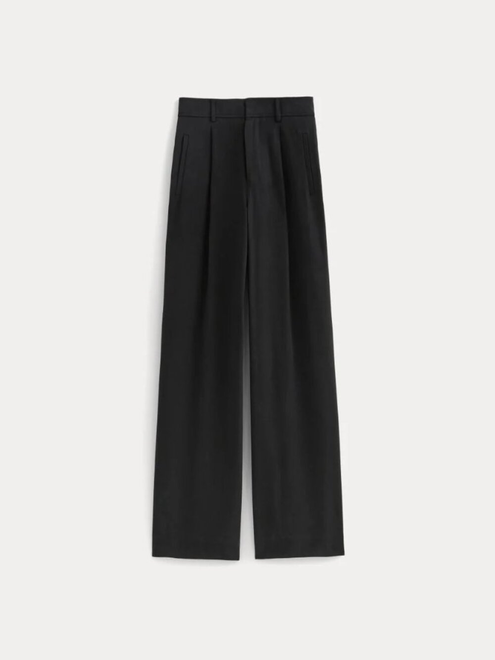 Everlane Draper Pleated Pant in Buttersmooth - Picture 3 of 6